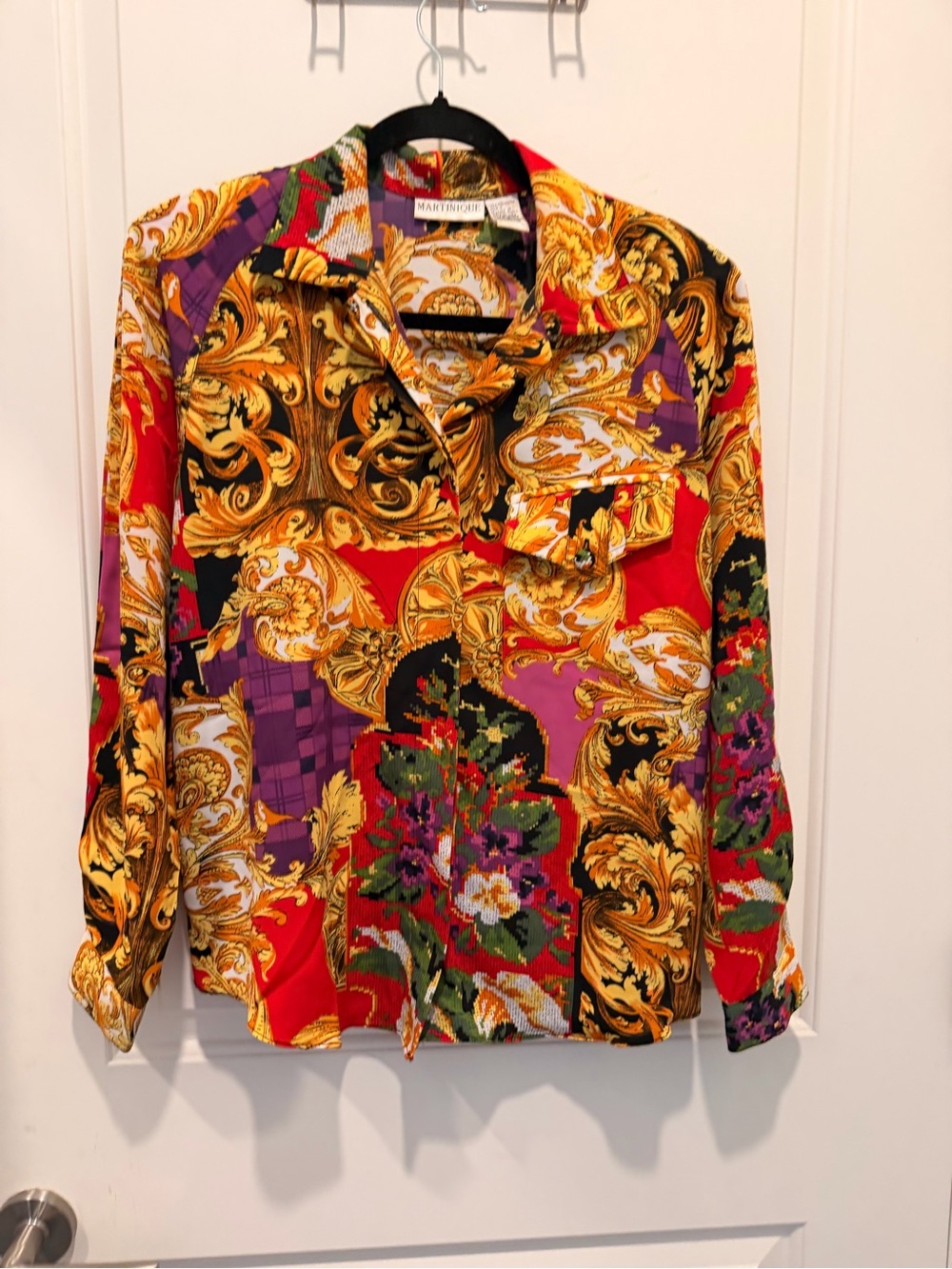 Martinique Vintage Baroque Print Long Sleeve Button-Down Blouse Size M